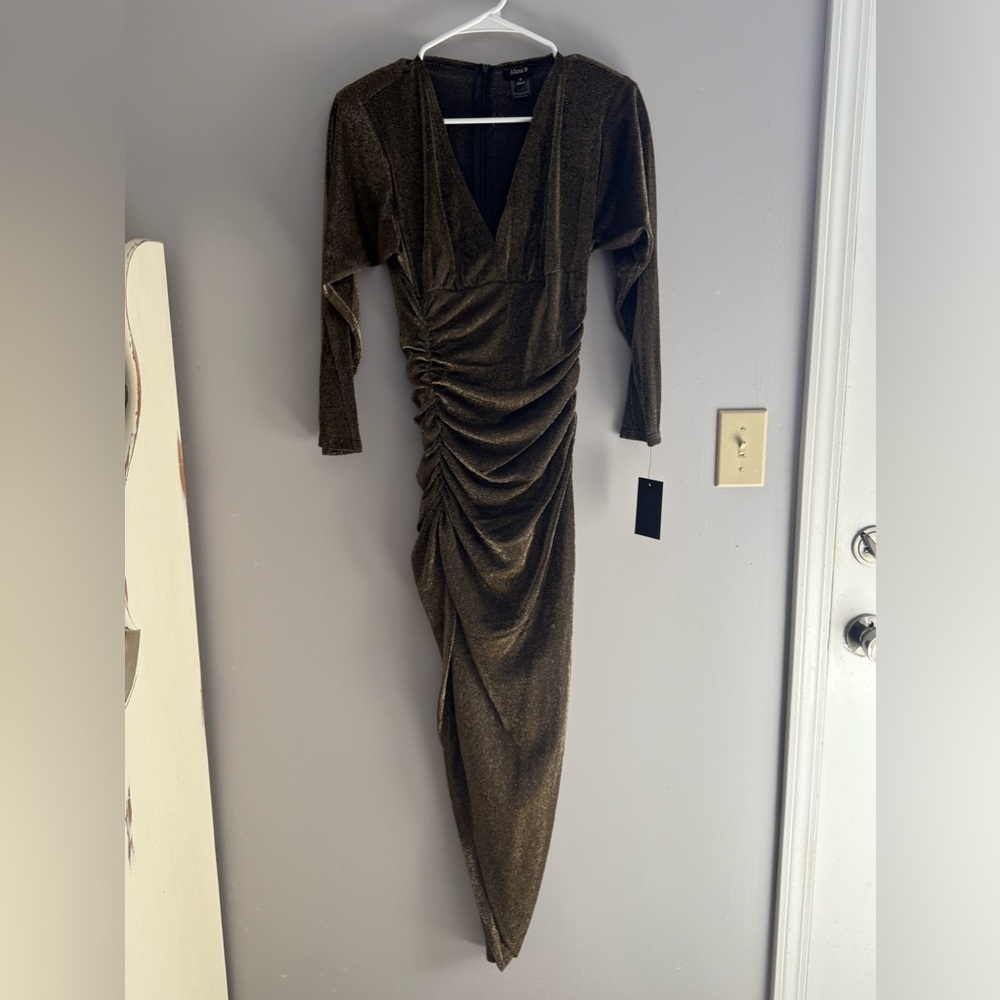 Alexa B Womens Gold Mesh Ruched Asymmetrical Maxi V Neck New Dress 4 Glam Party